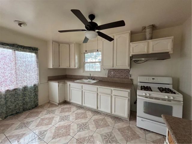 13100 Rangoon, Arleta, CA 91331