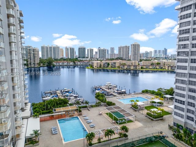 18081 Biscayne Blvd *BOAT SLIP C-8, Aventura, FL 33160