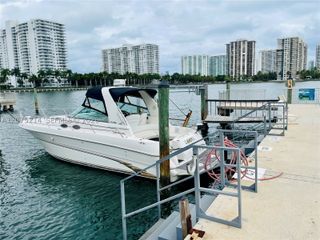 18081 Biscayne Blvd *BOAT SLIP C-8, Aventura, FL 33160