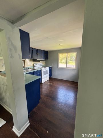 49 Erin Drive, Plainfield, CT 06374