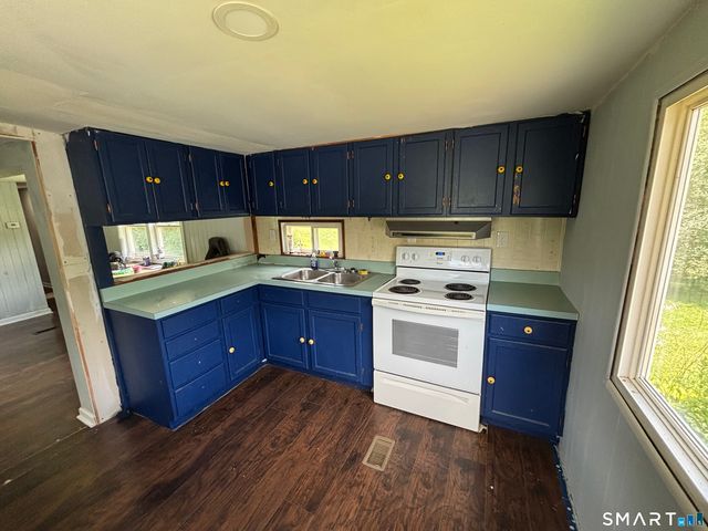 49 Erin Drive, Plainfield, CT 06374