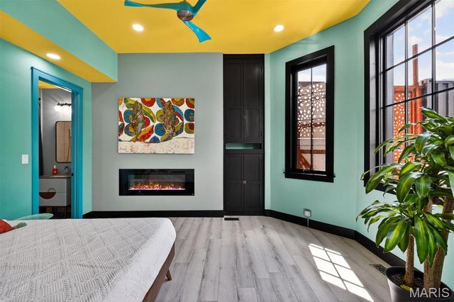 1034 S Kingshighway Boulevard, St Louis, MO 63110
