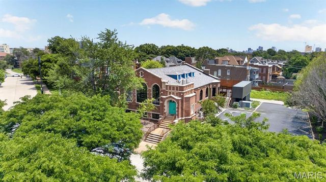 1034 S Kingshighway Boulevard, St Louis, MO 63110