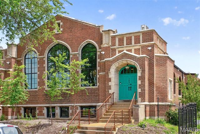 1034 S Kingshighway Boulevard, St Louis, MO 63110