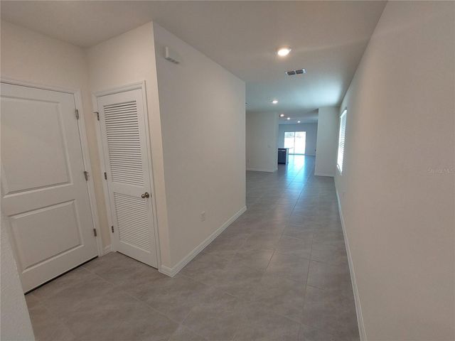 35735 SUNFLOWER HILL DRIVE, Zephyrhills, FL 33541