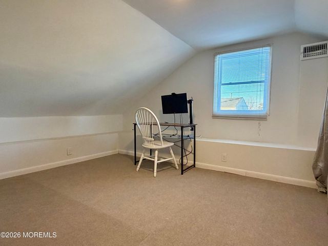 546 E Bayview Avenue, Ocean Gate, NJ 08740