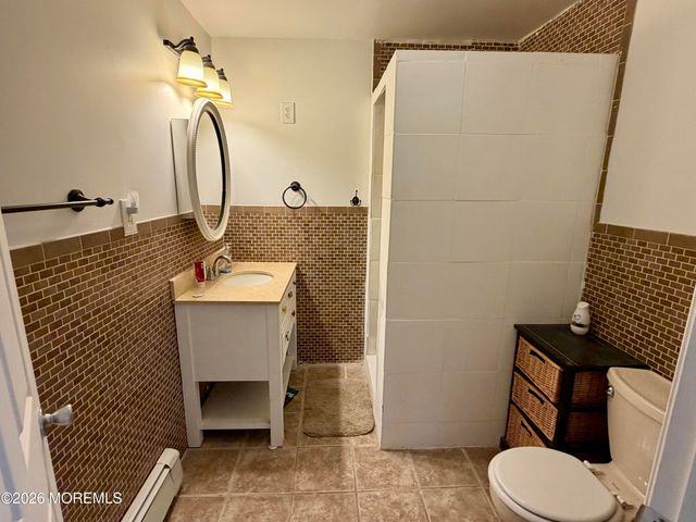 546 E Bayview Avenue, Ocean Gate, NJ 08740