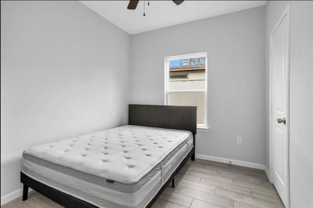 16694 E Juneau, Montgomery, TX 77316