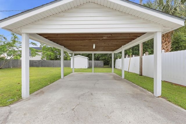 1302 Collins Park St., Conway, SC 29526