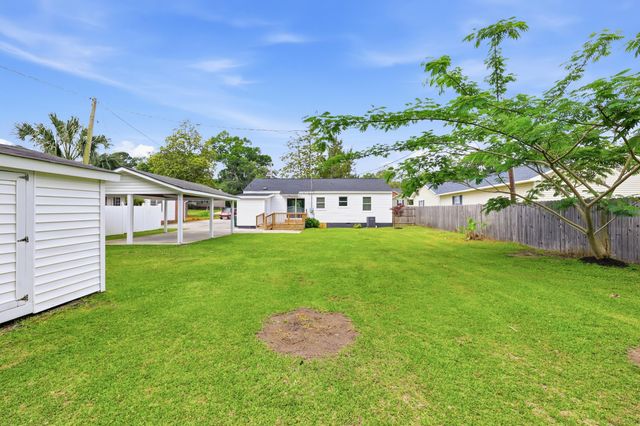1302 Collins Park St., Conway, SC 29526