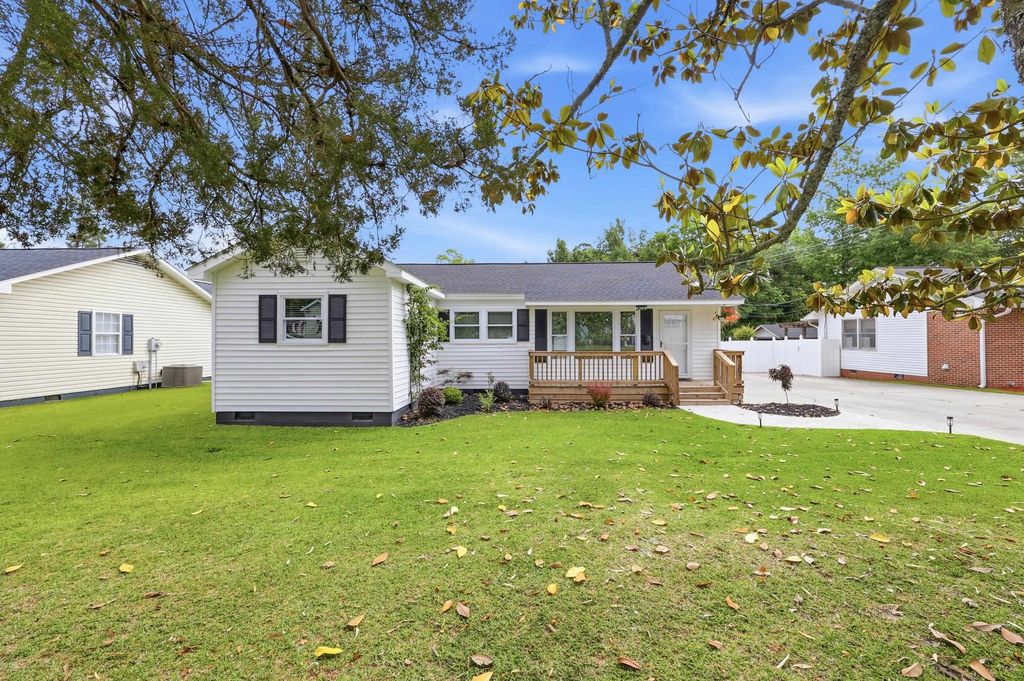 1302 Collins Park St., Conway, SC 29526