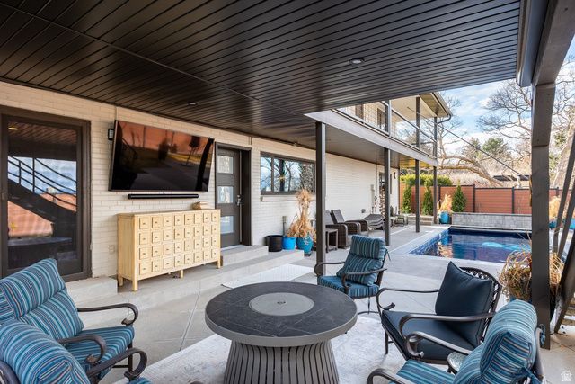 1118 S OAK HILLS WAY, Salt Lake City, UT 84108