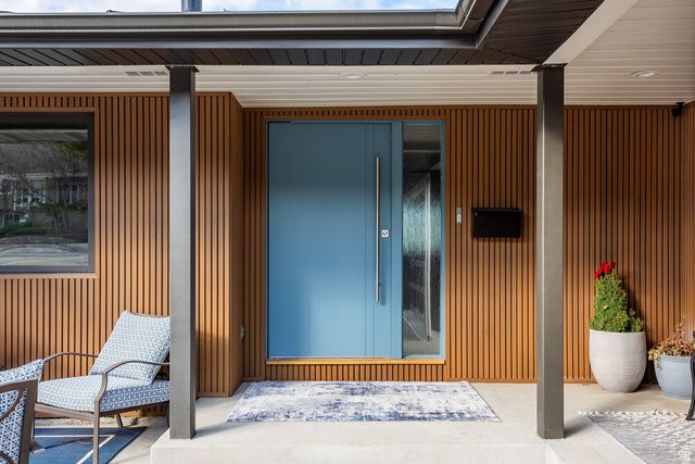 1118 S OAK HILLS WAY, Salt Lake City, UT 84108