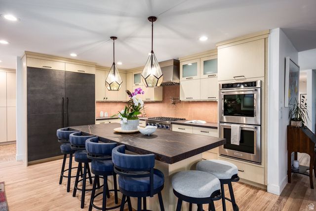 1118 S OAK HILLS WAY, Salt Lake City, UT 84108