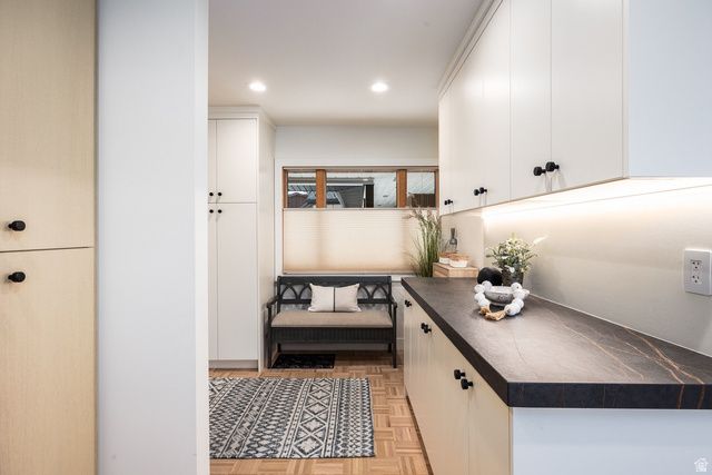 1118 S OAK HILLS WAY, Salt Lake City, UT 84108