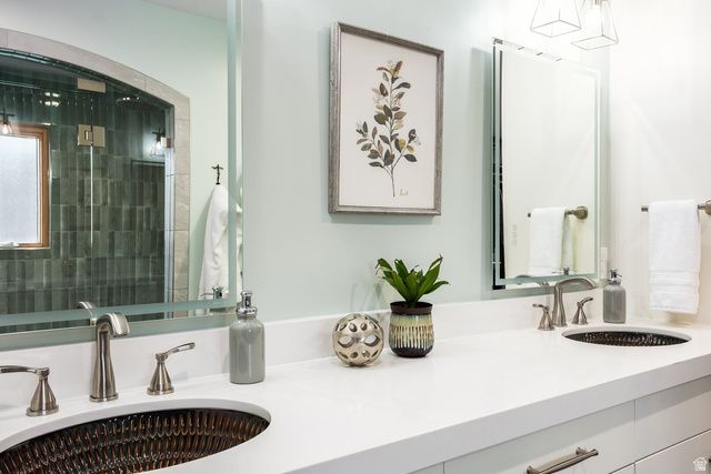 1118 S OAK HILLS WAY, Salt Lake City, UT 84108