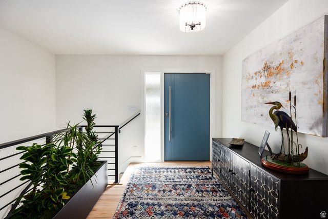 1118 S OAK HILLS WAY, Salt Lake City, UT 84108