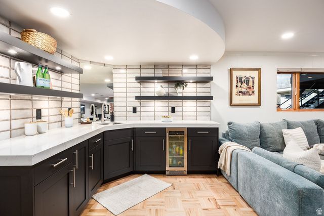 1118 S OAK HILLS WAY, Salt Lake City, UT 84108