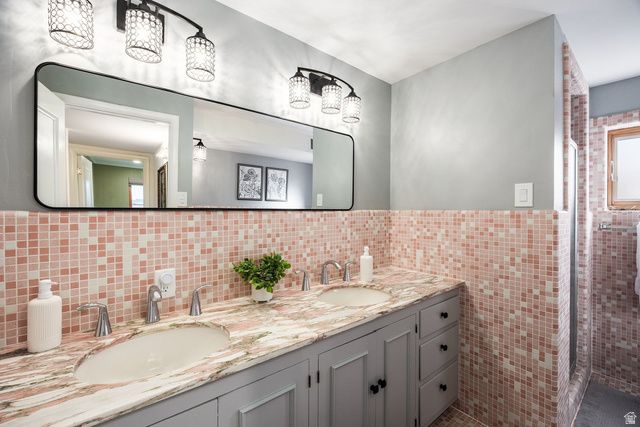 1118 S OAK HILLS WAY, Salt Lake City, UT 84108