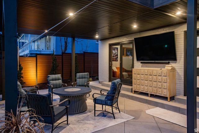 1118 S OAK HILLS WAY, Salt Lake City, UT 84108