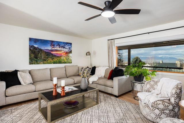 1118 S OAK HILLS WAY, Salt Lake City, UT 84108