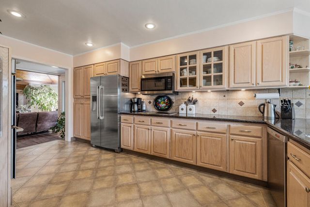 525 Mesa Drive, Klamath Falls, OR 97601