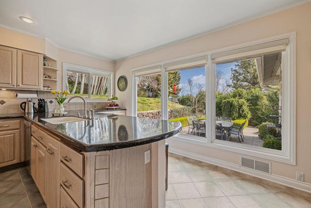 525 Mesa Drive, Klamath Falls, OR 97601