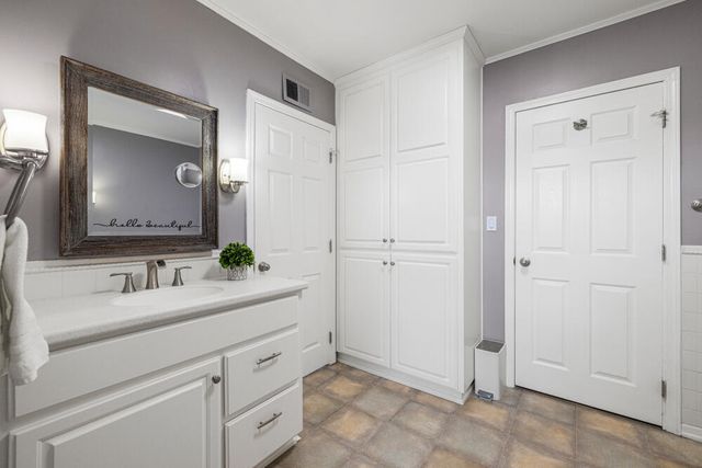 525 Mesa Drive, Klamath Falls, OR 97601