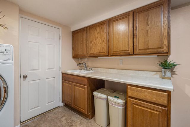 525 Mesa Drive, Klamath Falls, OR 97601