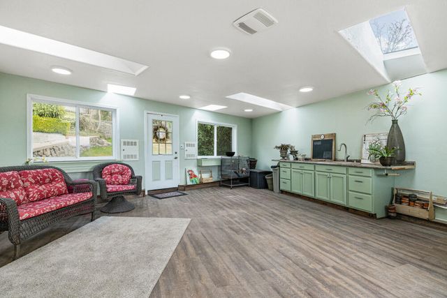 525 Mesa Drive, Klamath Falls, OR 97601