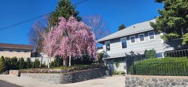 525 Mesa Drive, Klamath Falls, OR 97601