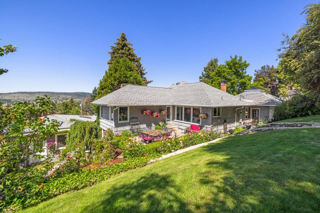 525 Mesa Drive, Klamath Falls, OR 97601