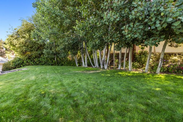 525 Mesa Drive, Klamath Falls, OR 97601