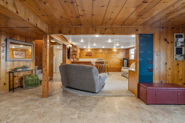 525 Mesa Drive, Klamath Falls, OR 97601