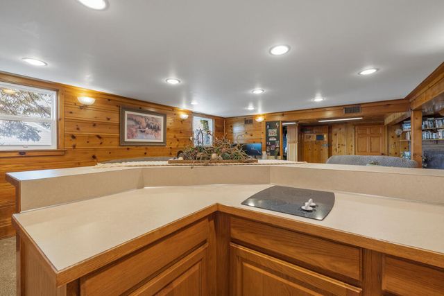 525 Mesa Drive, Klamath Falls, OR 97601