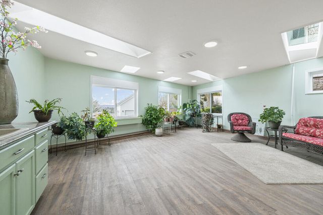 525 Mesa Drive, Klamath Falls, OR 97601