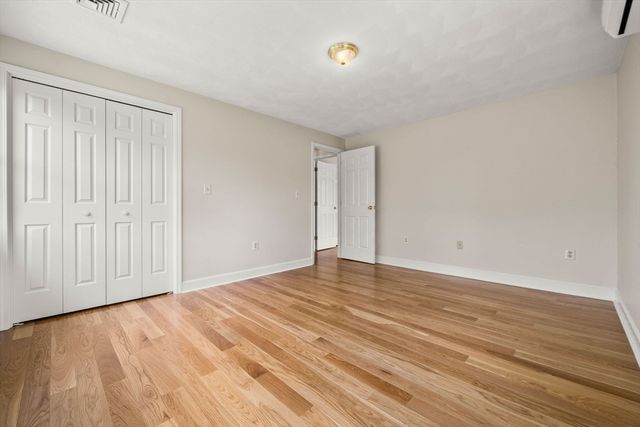 16 Oxford St, Lexington, MA 02420