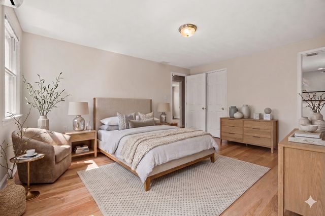 16 Oxford St, Lexington, MA 02420