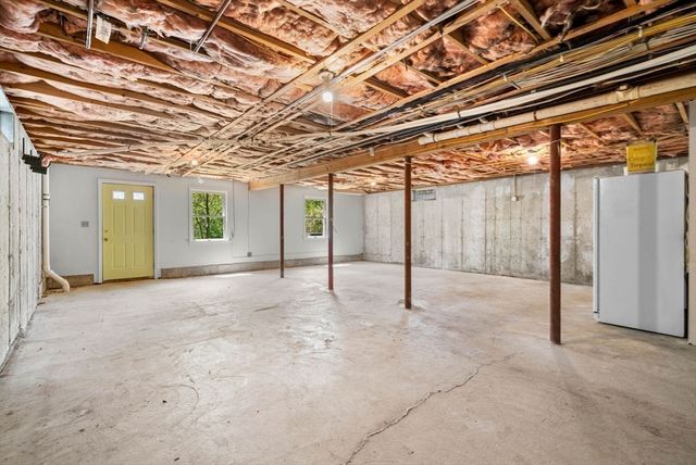 16 Oxford St, Lexington, MA 02420