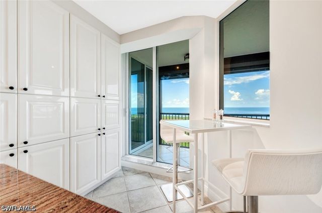 7225 Pelican Bay BLVD 2004, Naples, FL 34108