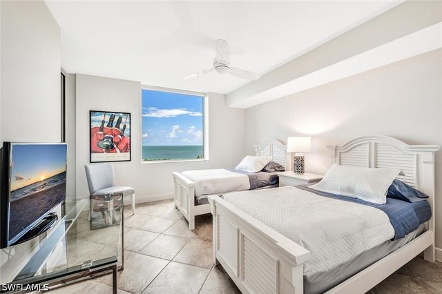 7225 Pelican Bay BLVD 2004, Naples, FL 34108