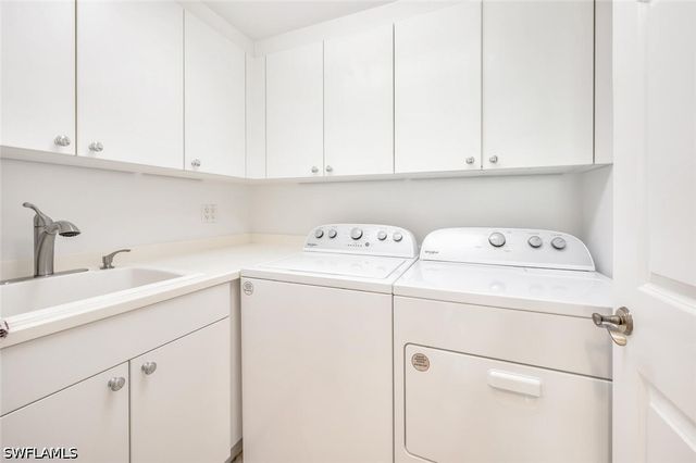 7225 Pelican Bay BLVD 2004, Naples, FL 34108