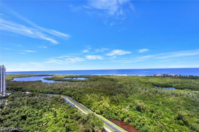 7225 Pelican Bay BLVD 2004, Naples, FL 34108