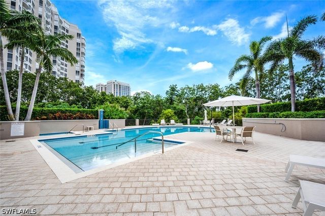 7225 Pelican Bay BLVD 2004, Naples, FL 34108