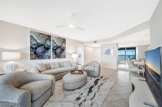 7225 Pelican Bay BLVD 2004, Naples, FL 34108