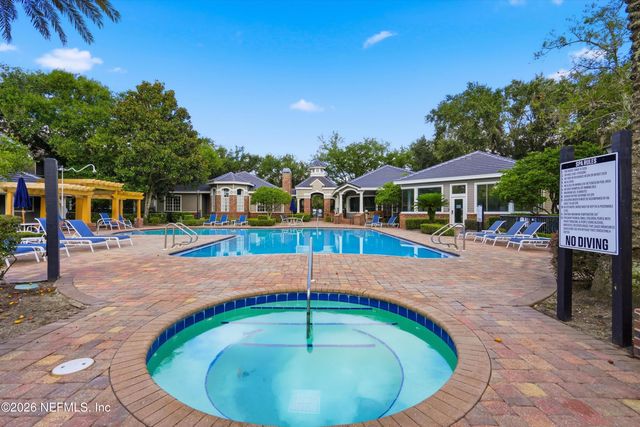 10000 GATE Parkway N 1824, Jacksonville, FL 32246