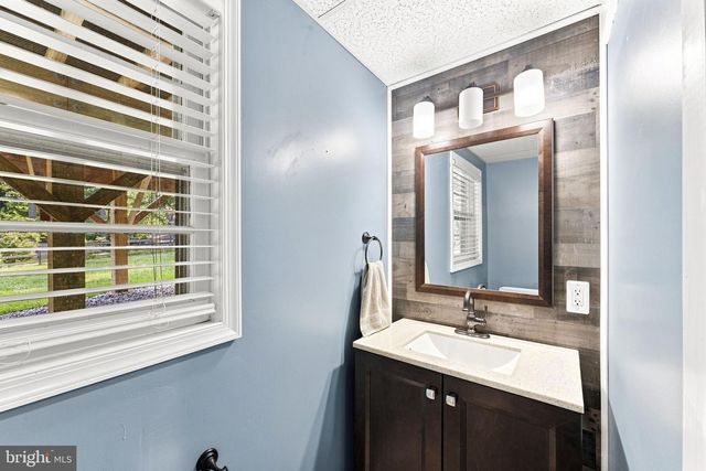 3527 HOOPER RD, New Windsor, MD 21776