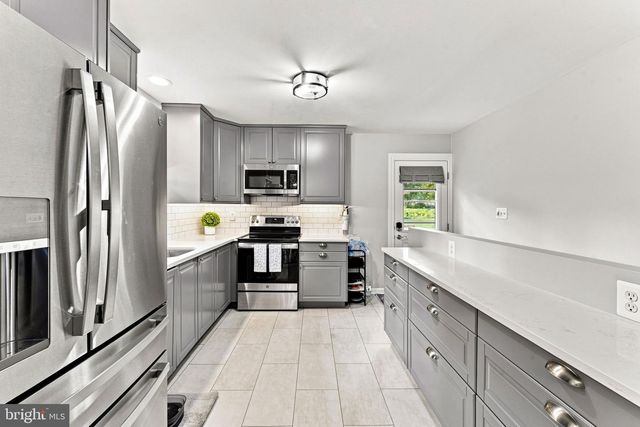 3527 HOOPER RD, New Windsor, MD 21776