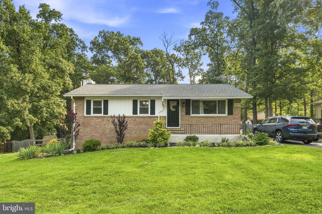 3527 HOOPER RD, New Windsor, MD 21776