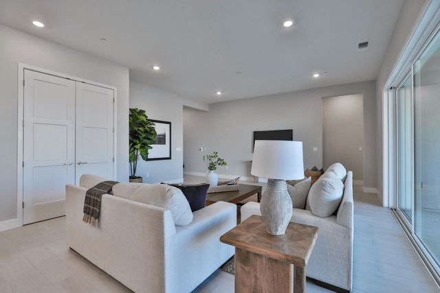4724 Starglow, Bickford Ranch, CA 95648